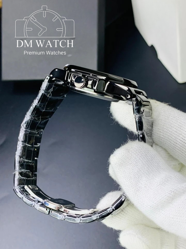 Nautilus Model | Full Black