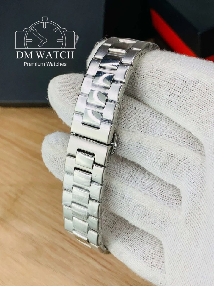 Nautilus Model | Silver Black