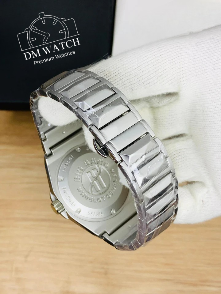 Diamond Cut | Date Adjustment | Texture Chain |Silver Blue
