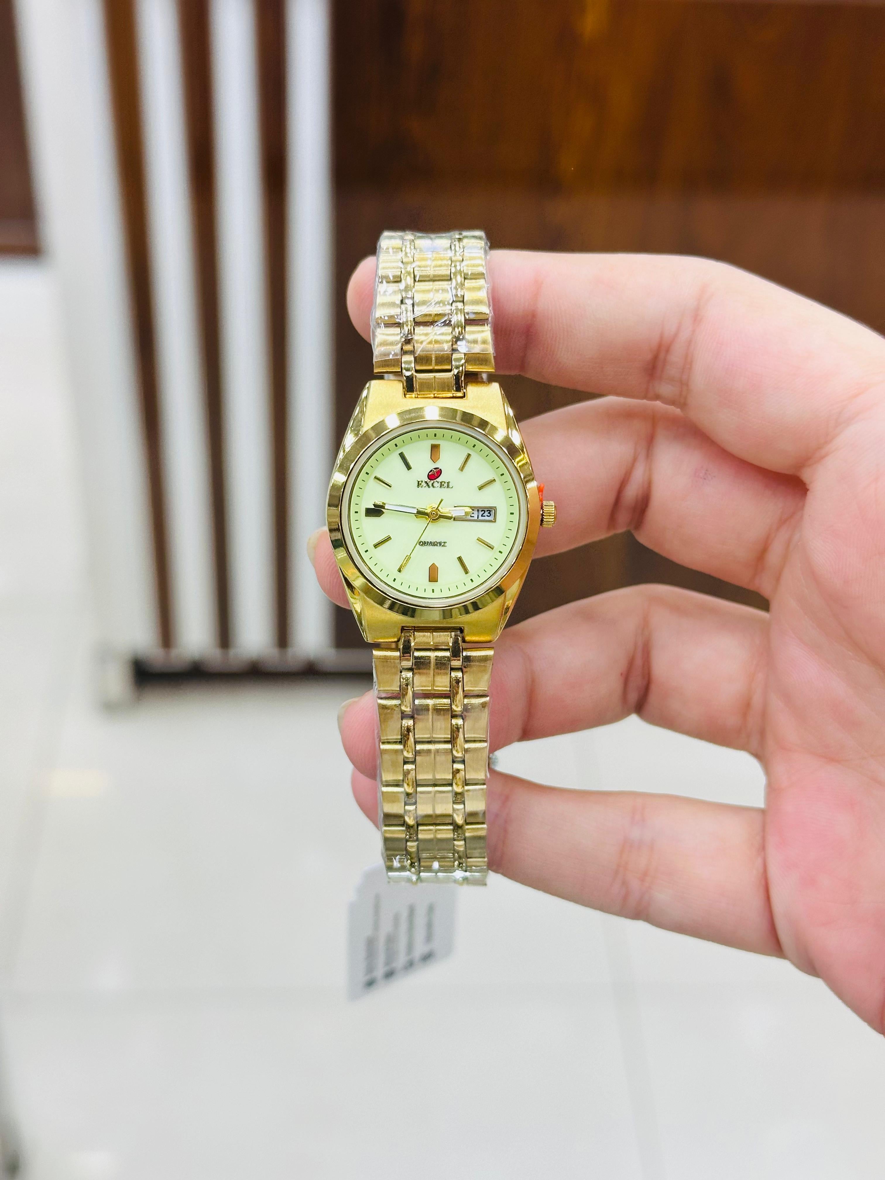 Excel brand quartz watche