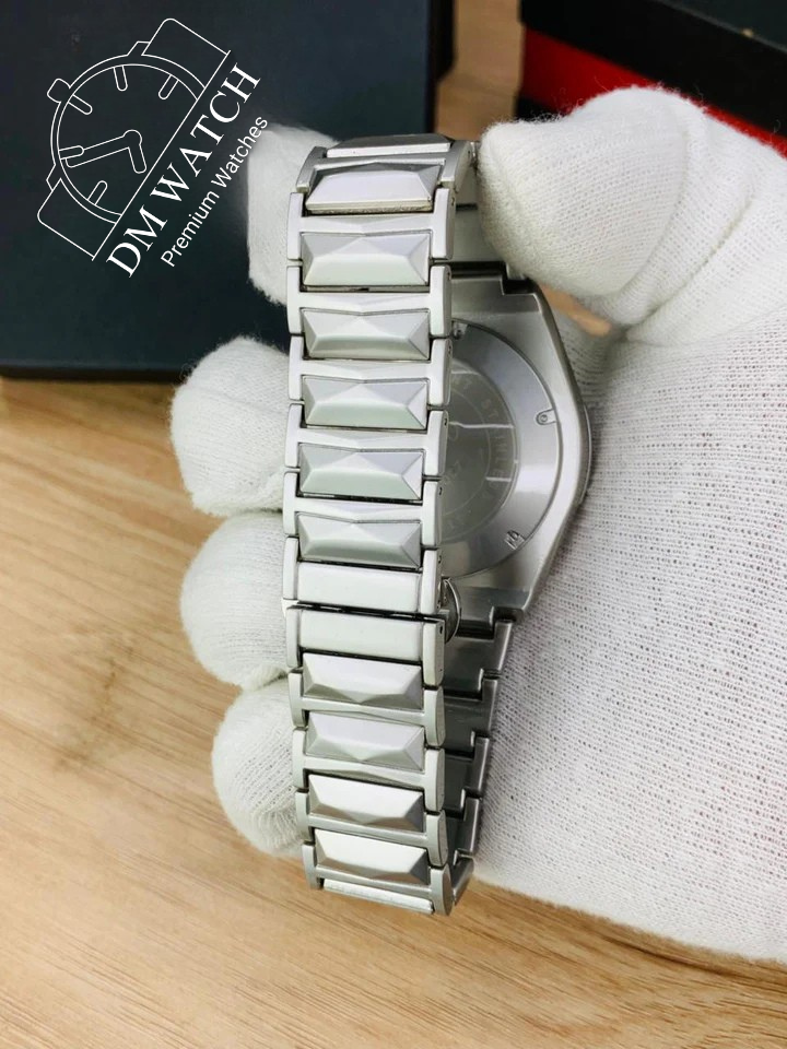 Diamond Cut | Stone Model | White