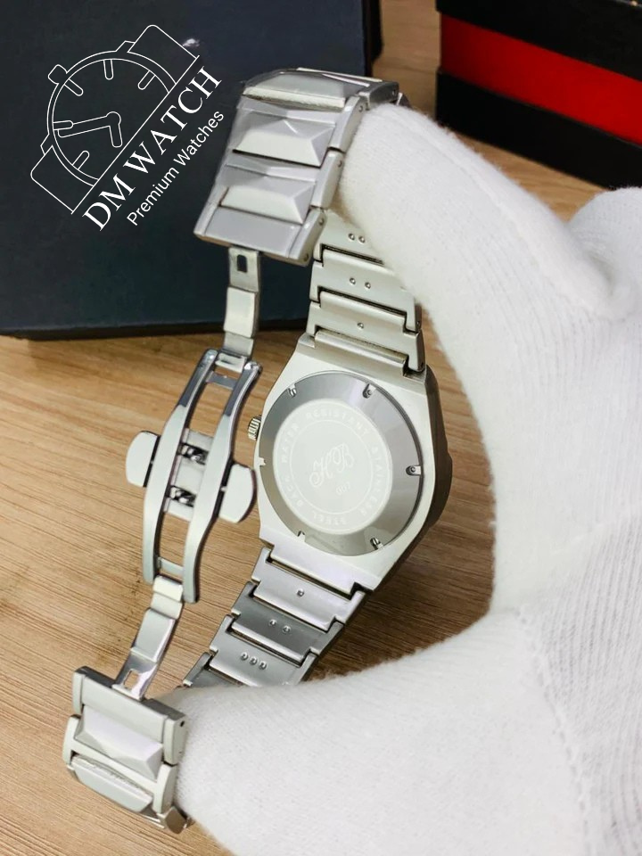 Diamond Cut | Stone Model | Black